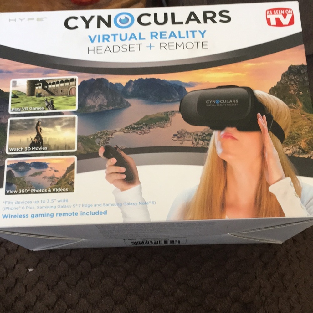 CYNOCULARS Virtual Reality Headset NIB